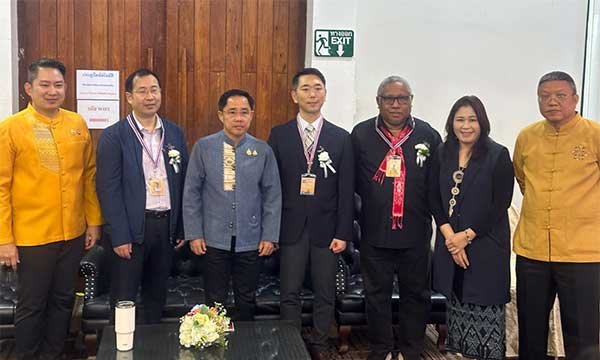 Branding Ambon City of Music Terus Berlanjut, Ini Penjelasan Ronny Loppies 1 Ronny Loppies Branding Ambon City of Music dp