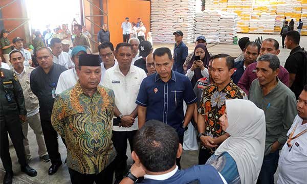 Wagub Vanath : Stok Beras Tersedia Sampai Lebaran 1 Wagub Vanath Cek Ketersediaan Bapok