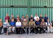 Wagub Vanath Cek Stok Bapok di Gudang PT Gema Rejeki Passo