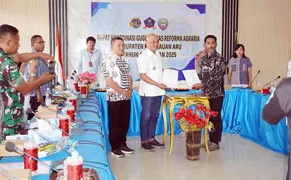 Bupati Aru Pertanahan Aru Teken PKS2