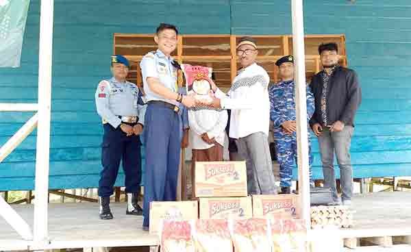 Danpos Aru berbgai kasih di Pomnpes Dobo