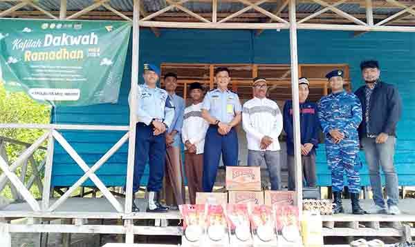 Danpos Aru berbgai kasih di Pomnpes Dobo2