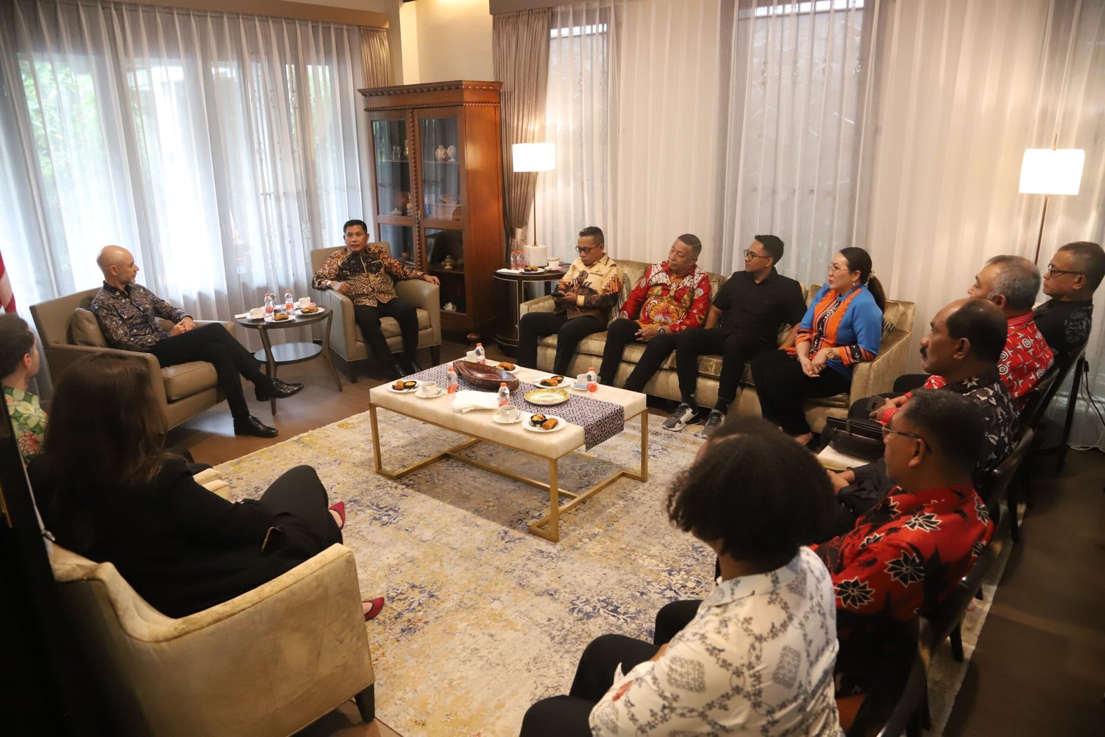 Wali Kota Ambon Temui Konjen Amerika Serikat di Surabaya, Ini Yang Dibahas 1 IMG 20250507 WA0174 scaled