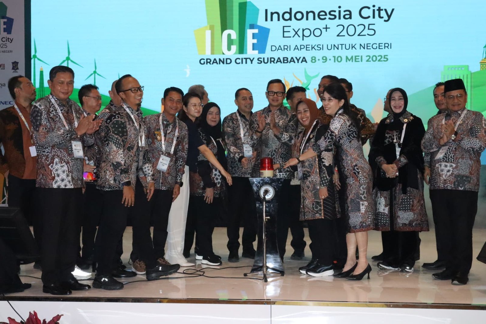 Hadiri Pembukaan Munas, Wali Kota Ambon : APEKSI Ajang Kolaborasi Antar Kota 1 IMG 20250510 WA0002