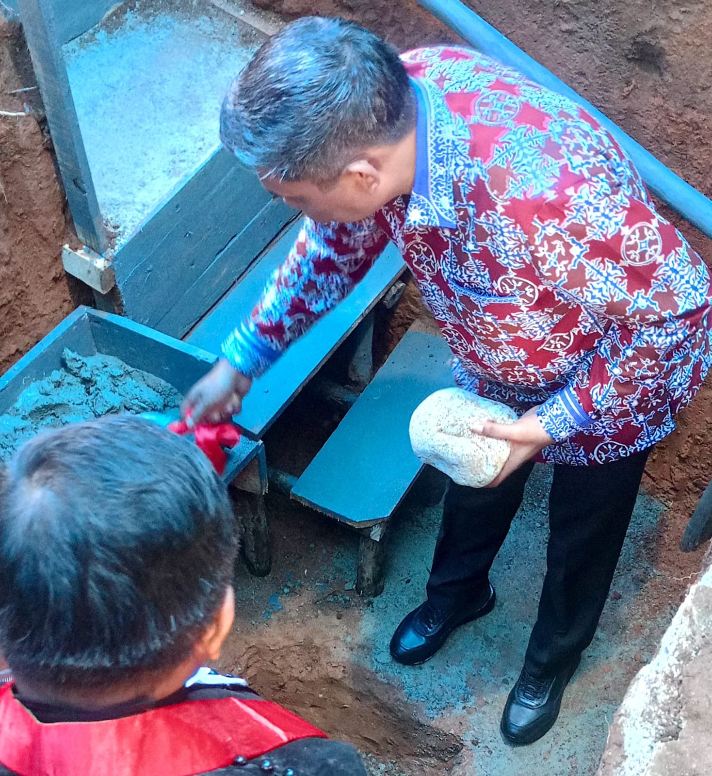 Ikut Peletakan Batu Penjuru Pembangunan GPU Sektor Pniel-Halong Anugerah, Ini Pesan Wali Kota 2 IMG 20250628 WA0184 1