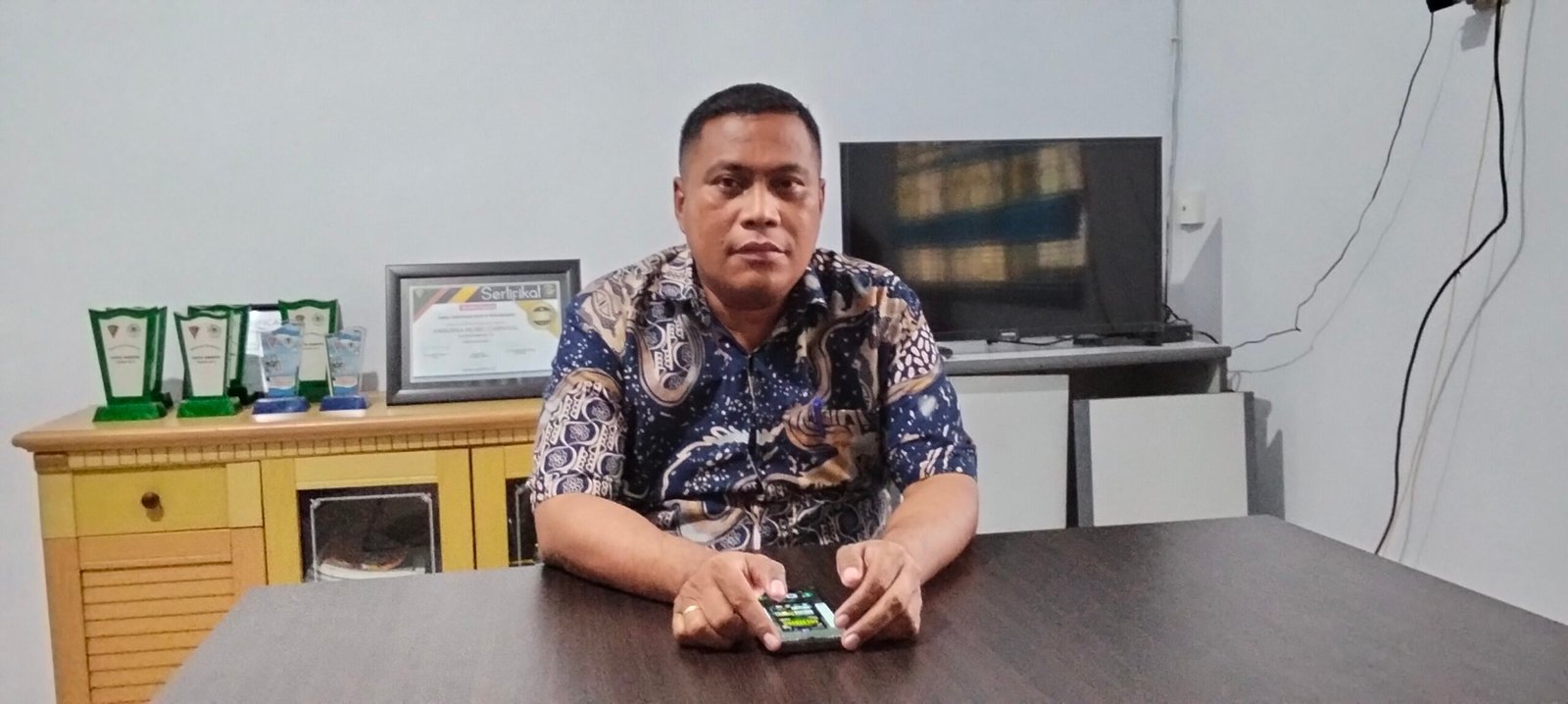 Pengelolaan Sampah Pasar Mardika Bukan urusan Pemkot Ambon 1 IMG20250612172211 scaled