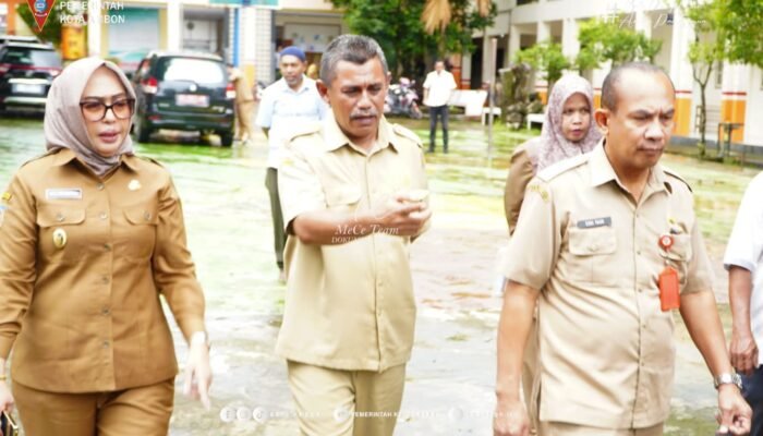 Soal Pembelian Seragam, Kepala Disdik Ambon Larang Pihak Sekolah Negeri Pungut Uang Dari Orang Tua