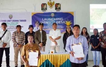 Bupati Kaidel Launching Unit Usaha Terasi BUMDES Urai Uni Desa Namara 4 Bupati Aru Launching BUMDES Urai Uni Namara