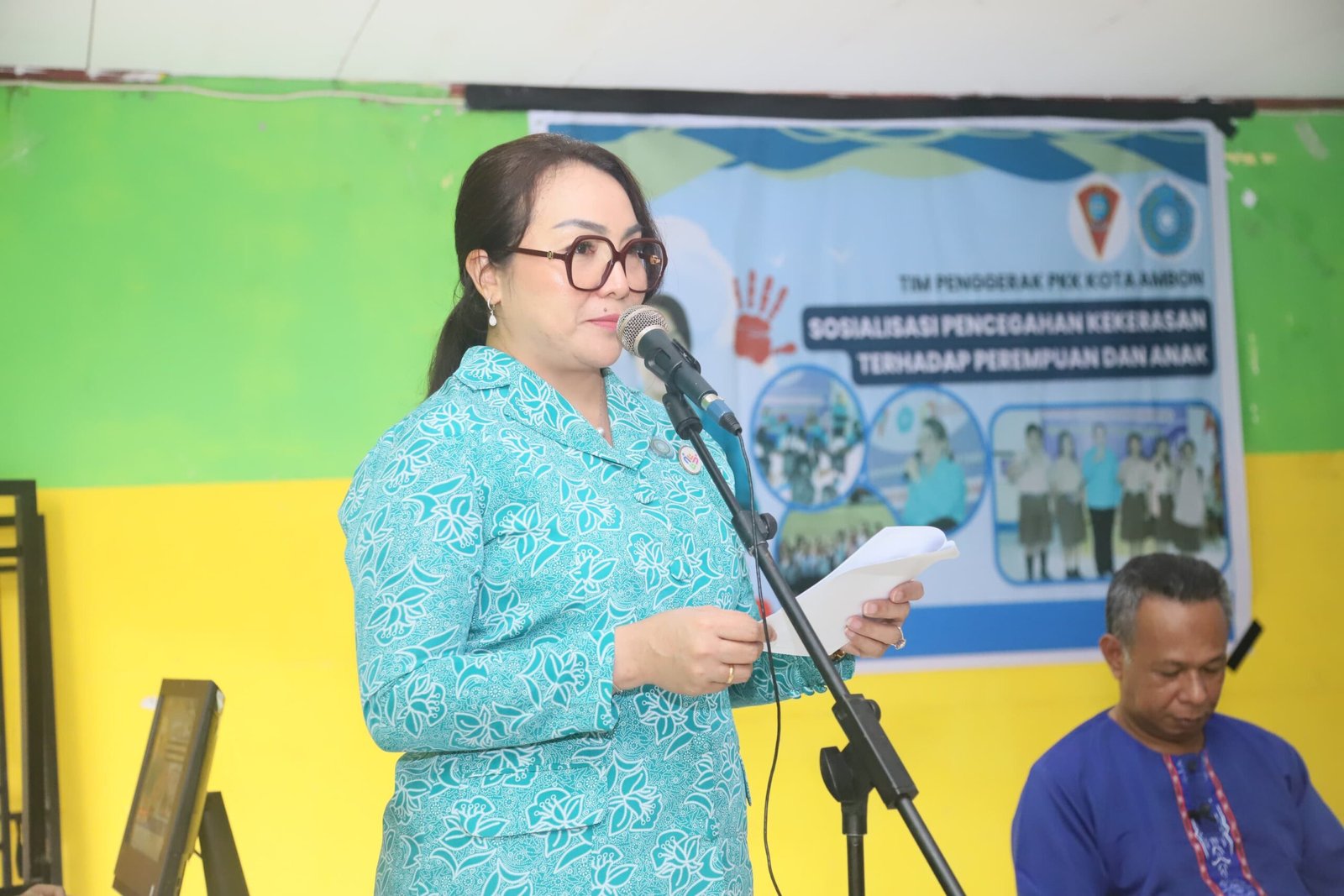 Kunjungi SMPN 2, TP-PKK Kota Ambon Sosialisasi Pencegahan Kekerasan Terhadap Perempuan dan Anak 3 IMG 20250807 WA0057 scaled