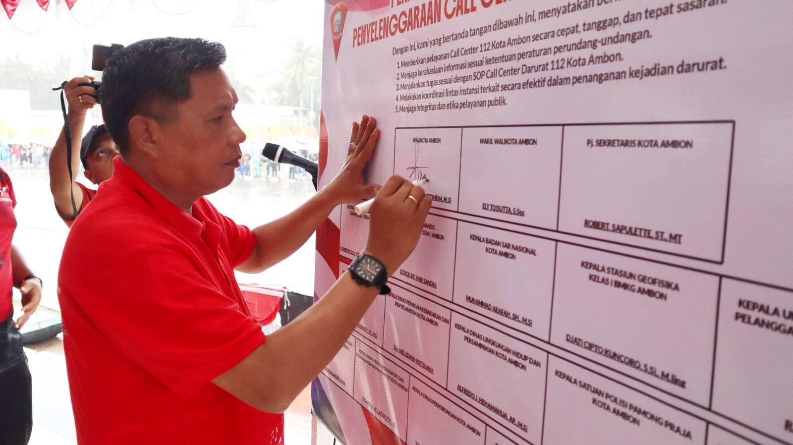 HUT Kota Ambon Ke-450 Resmi Dicanangkan, Sekaligus Penandatanganan Komitmen Call Center 112 2 IMG 20250818 WA0099 scaled