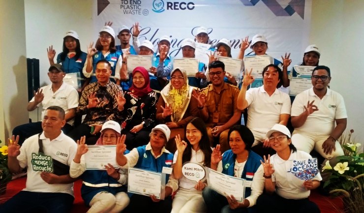 Reco Gelar Closing Ceremony Proyek Digitaliizng And Formalizing Informal Waste Collection Network 3 IMG 20250830 WA0096