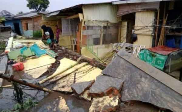 Korban Gempa 2019 di Ambon