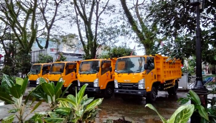 Hari Ini Delapan Mobil Sampah Baru Tiba di Ambon