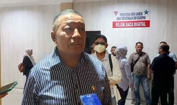 Plt Sekoot Ambon R Sapulette dpcom