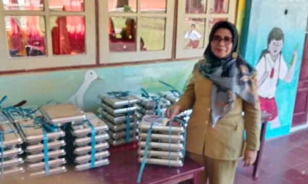 SDN 1 Tawiri Kepsek Lutfia Atamimi SSos