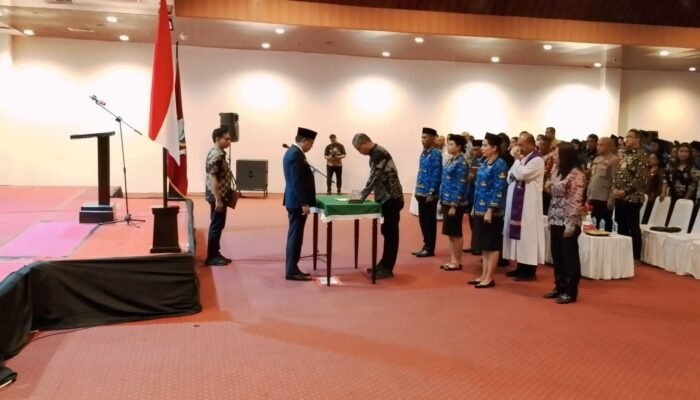 Wali Kota Ambon Lantik 759 PPPK Tahap Dua