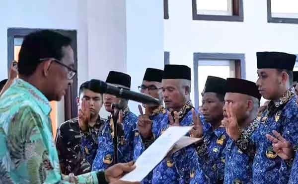 Lantik 526 PPPK Tual, Wali Kota Ingatkan Soal Kunci Keberlangsungan Kontrak Kerja 1 IMG 20251020 WA0023