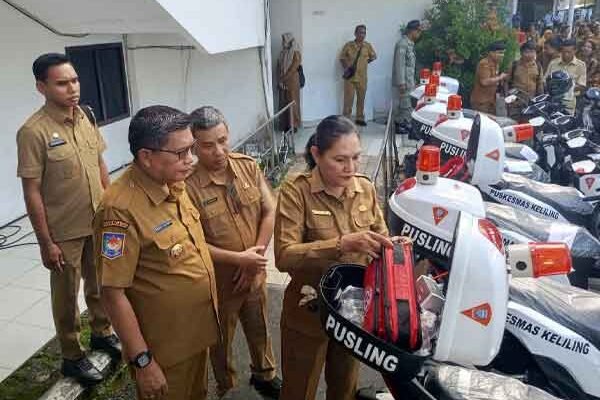 Pemkot Ambon Bantu Puskesmas, Serahkan 8 Unit Motor Pusling