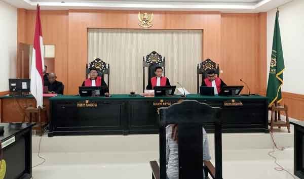 Sidang Kasus Penganiayaan di PN Dobo, Terungkap Dugaan Skandal Oknum Pegawai 1 Sidang Kasus Penganiayaan di PN Dobo