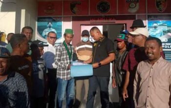 Tokoh Masyarakat Resmi Lapor Sejumlah Orang ke Polres Aru, Ini Detail Kasusnya 5 Tokoh Masy Aru Polisikan 3 Orang di Polres Aru