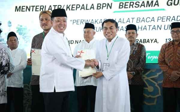 BPN RIlis Gereja Katolik Asisi Blitar Terima Sertipikat