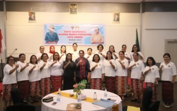 DWP Ambon Gelar Rakor, Lisa Wattimena Tekankan Evaluasi dan Penguatan Peran Istri ASN 5 IMG 20251205 WA0051