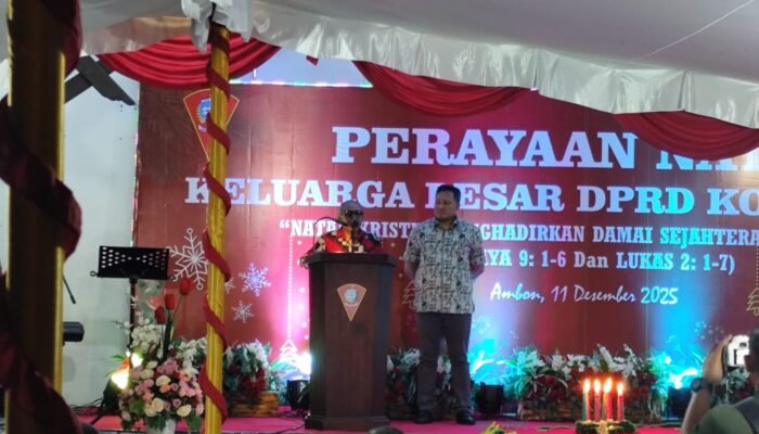Sekwan Lama–Baru Sampaikan Pesan Natal dalam Kebersamaan DPRD Ambon
