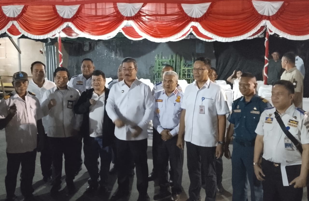 Gubernur Maluku Lepas Mudik Gratis Nataru ke Maluku Barat Daya 1 IMG 20251216 WA0004