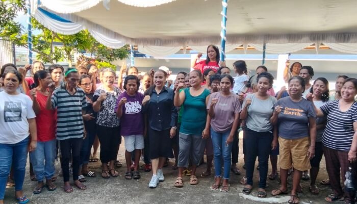 Reses Anggota DPRD Maluku, Rimaniar J. Hetharia di Gunung Nona, Soroti Masalah Air Bersih dan Infrastruktur