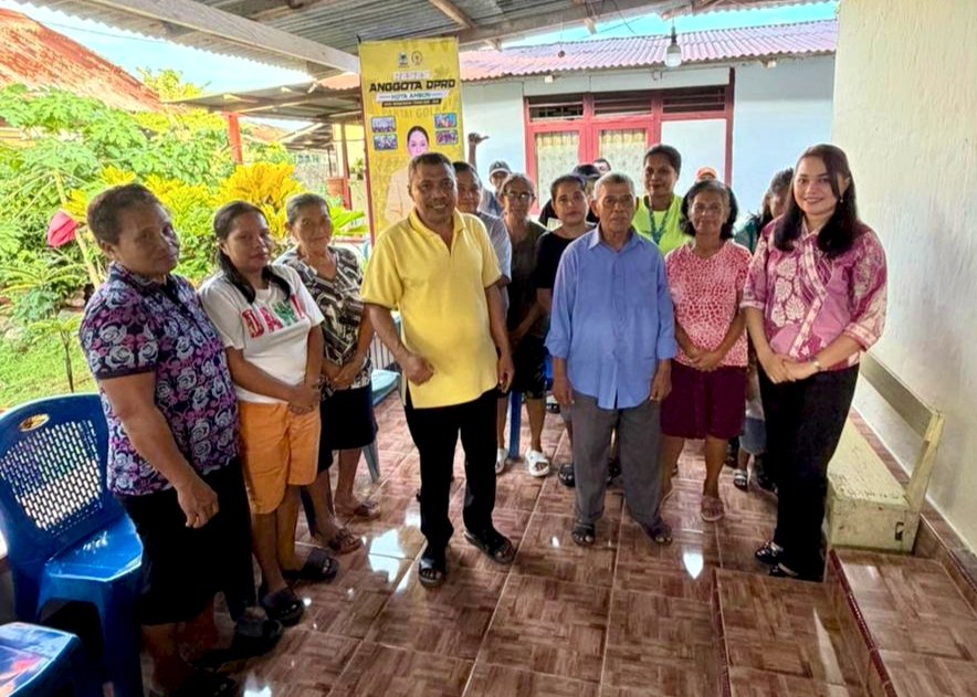 Desy Kosita Hallauw Serap Aspirasi Warga Ambon di Sembilan Titik Reses Masa Sidang I 1 IMG 20251205 223627