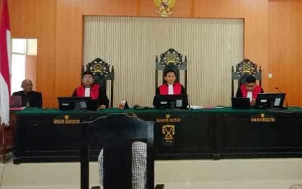 PN Dobo Putusan Rahmadan Djerumpon