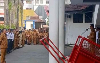 Wali Kota Ambon Kembali Soroti Perilaku ASN di Medsos 6 Walkot BW Soroti Perilaku ASN di Medsos