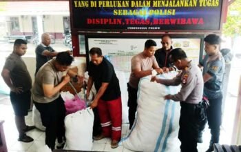 Polres Aru kupul baju bekas kirim ke Longgar Apara