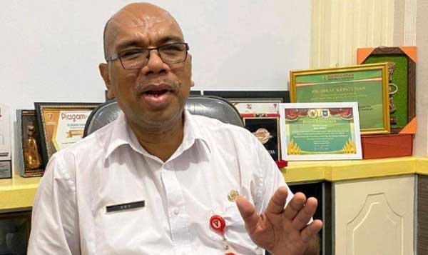 Roy de Fretes Kepala BPPRD Kota Ambon