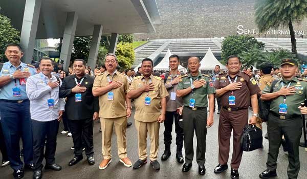 Gub HL n rombongan Rakornas Sentul 2026