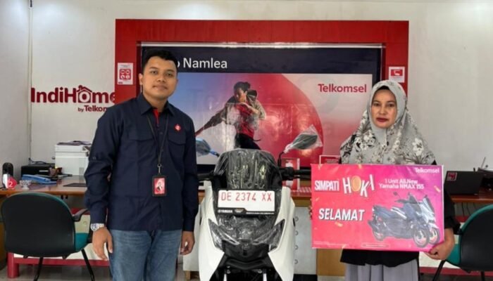 Pelanggan SIMPATI di Buru Raih Motor NMAX dari Program SIMPATI HOKI