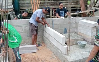 Satgas TMMD 127 dan Warga Gotong Royong RLH di Siwalima Berdiri Kokoh 2 IMG 20260228 WA0016