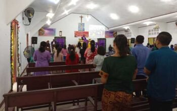 Meski Dikejar Target Pekerjaan, Satgas TMMD 127 Kedepankan Toleransi 2 Satgas TMMD 127 Ibadah Minggu2