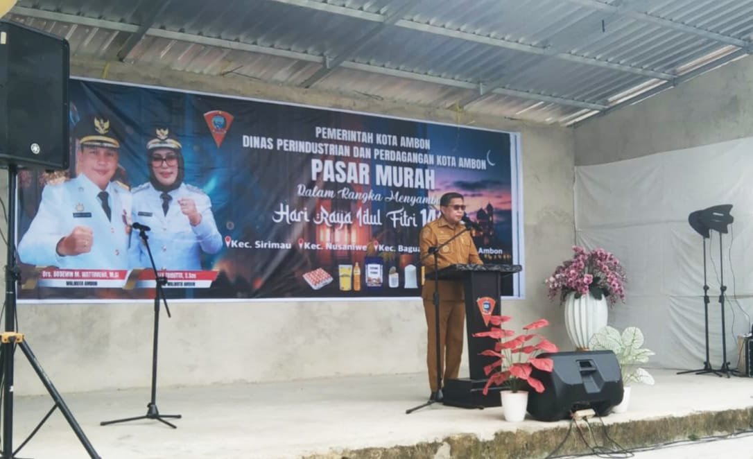 Jelang Idul Fitri 1447 H, Bodewin Wattimena Buka Pasar Murah, Pemkot Ambon Subsidi Sembako Lebih dari 50 Persen 1 IMG 20260303 WA0033