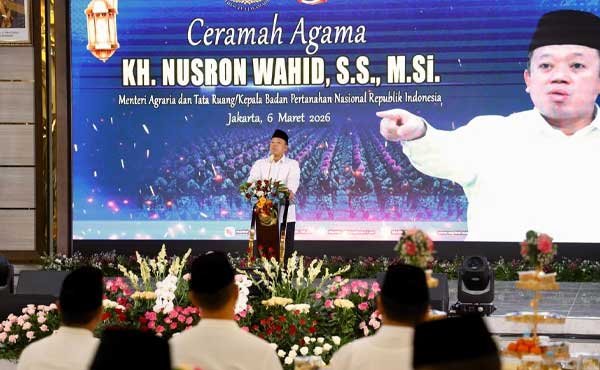 Peringati Nuzulul Quran: Menteri Nusron Ceramah Agama di Korps Marinir Cilandak 1 Menteri Nusron Ceramah Agama di Korps Marinir Cilandak