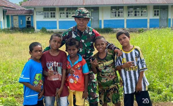 Satgas TMMD 127 Anak2 Penuh Ceria