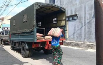 Tak Ingin Pekerjaan Terhambat, Satgas TMMD 127 Drop Bahan ke Seluruh Sasaran RLH 2 Satgas TMMD 127 Drop Bahan ke seluruh sasaran