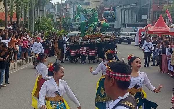 Umat Hindu Kota Ambon Pawai Ogoh2