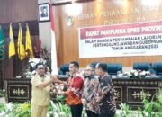 Gelar Paripurna, DPRD Maluku Terima Penyerahan LKPJ Gubernur 2025