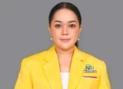 Dessy K Hallauw SH MH Golkar