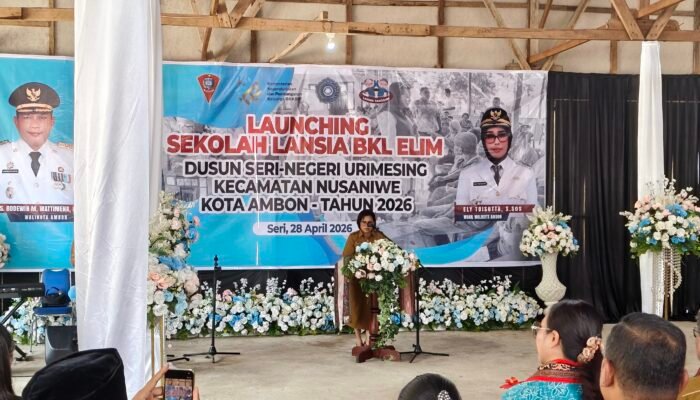 Sekolah Lansia BKL Elim di Urimessing Dilaunching, Dinas PPKB: Tingkatkan Kualitas Hidup Lansia