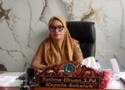 Fatima Efruan Kepala SMAN 3 Aru
