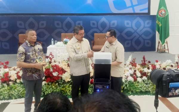 Gub HL Program MBG Berkembang Pesat