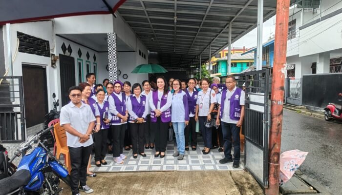 Lisa Wattimena Tinjau Posyandu Seruni, Pastikan Layanan Ibu dan Anak Optimal