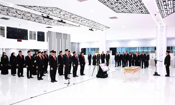BPN RIlis Menteri Nusron Lantik 130 Pejabat